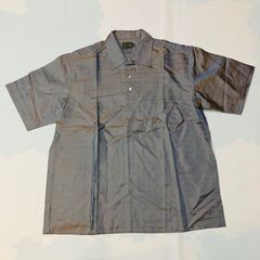 美品　Calvin Kleinカルバンクライン　半袖シャツ　藤紫色　光沢　スリット　胸ポケット　L