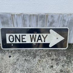 ヴィンテージ 看板 [HR-3] ONE WAY 一方通行 ストリートサイン アメリカン雑貨 ロードサイン ガレージ