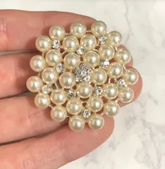 大人気 パール クリスタルフラワー ブローチ シルバー 小