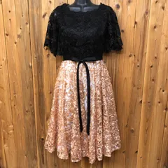 レディース S ＊ 半袖ワンピース ひざ丈 ドッキングワンピース 花柄 刺繍 リボン フレアスカート 美ライン キレイめ フォーマル パーティ 結婚式 キャバドレス