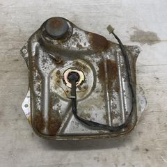 ジェイド250純正ジェネレーターカバー、ポイントカバー、エンジン