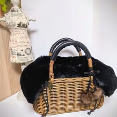 ☆黒フェイクファー付きかごﾊﾞｯｸﾞ☆