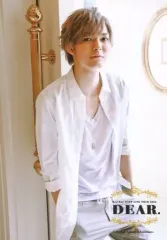 【中古】生写真(ジャニーズ) Hey! Say! JUMP/薮宏太/膝上・衣装白・両手下・体斜め右向き/「Hey! Say! JUMP LIVE TOUR 2016 DEAR.」オリジナルフォト