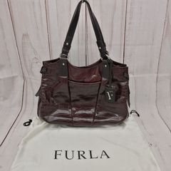 FURLA フルラ ショルダーバッグ エナメル イタリア製 ワインレッド FURLA フルラ ショルダーバッグ エナメル イタリア製 ワインレッド