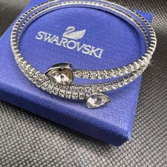 SWAROVSKI スワロフスキー  アクセサリー ブレスレット バングル Twisty シルバー 二重巻き