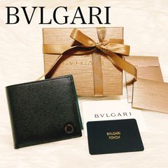 美品✨coach ワンショルダー　クロワッサン型　スタッズ　希少デザイン 美品✨coach 希少デザイン ワンショルダー クロワッサン型