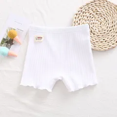 在庫処分中 [ホワイト] ３分丈 スパッツ オーバーパンツ ショーツ 下着 インナーウエア 女の子 女子服