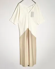 新品未使用 COS ワンピース オフホワイト ベージュ 切り替え