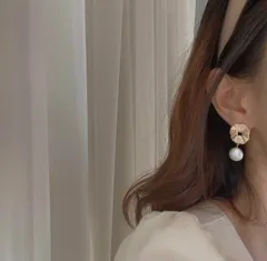 新品両耳用ピアス　女性ピアス　イヤリングハンドメイドレディースアクセサリーパールロングピアス花形結婚式二次会入学式卒業式パーティー宴会クリスマス送料無料