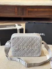 【今日特価】Chanel Vintage Fitness Sports Bag & 24Ss Camera Bag ヴィンテージフィットネススポーツバッグ & 24Ss カメラバッグ