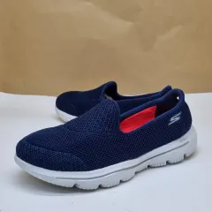 SKECHERS(スケッチャーズ) ゴーウォーク 進化 スリッポン 250_