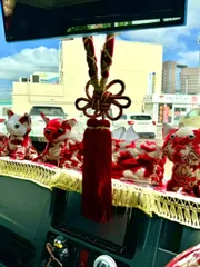 絆オリジナル【金華山組紐ミラータッセル】ゴージャスな菊結びタッセルをベースに、ゴールド紐で金華山を結んだ豪華絢爛なオリジナルタッセル！（オスカーレッド）