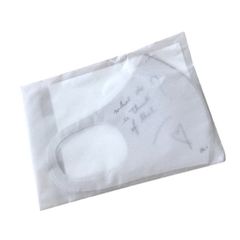 アニエスベー　かわいいマスク　ファッションマスク　立体マスク　what do you think of that？　グレージュ