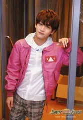 【中古】生写真(ジャニーズ) Sexy美少年/藤井直樹/膝上・衣装ピンク白・左手上げ・首傾げ/「JOHNNYS’ King ＆ Prince IsLAND」オリジナルフォト