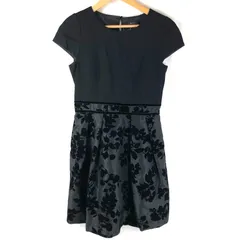 ユニバーバルミューズ UNIVERVAL MUSE ワンピース 半袖 生地切替デザイン 花柄 タグ付き 黒 2サイズ 863555