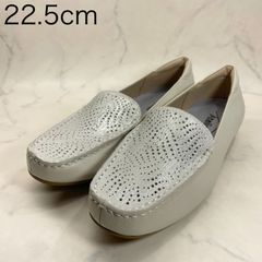 【新品 訳あり】【3E】アトリエ　ローファーモカシンシューズ　22.5㎝　ライトグレー