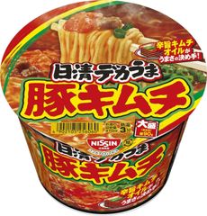 日清食品 日清デカうま 豚キムチ カップ麺 ×12個