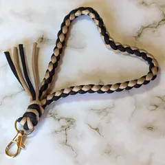 スマホストラップ カメラストラップ  ハンドストラップ パラコード ギフト ベージュ 茶色 黒 クロ ブラック