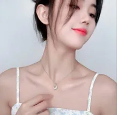 超人気　レディース　ネックレス　ペンダント　プチ　キラキラ