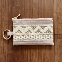 インド刺繍リボンのミニポーチ　薄ピンク×白