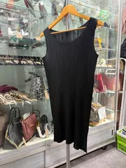 ⭐️プリーツプリーズタタミタンクトップ黒極美品⭐️ 2025年最新】PLEATS PLEASE タンクトップの人気アイテム - メルカリ