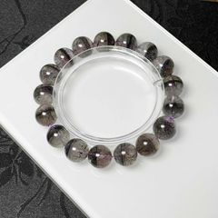 高品質な17mm大玉ブラックアイオライトのブレスレット | Mercari