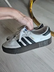 未使用級　アディダス　サンバローズW 本革　ブラック　ホワイト　厚底　1808 アディダスオリジナルス adidas Originals スニーカー サンバ LT