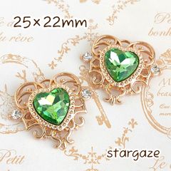 【 2個 】 25×22mm ハートセンターパーツ ストーン ビジュー ライトグリーン×ゴールドフレーム