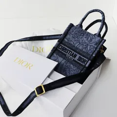 2024年最新】dior book tote ミニバッグの人気アイテム - メルカリ