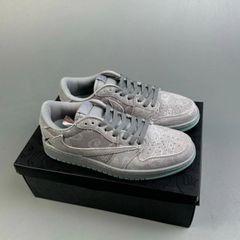 ナイキ Nike Wmns Air Jordan 1 Low  スニーカー