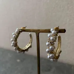 / パール ピアス 両耳 フープ お呼ばれ　デート　オフィスカジュアル　食事会