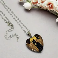 古代エジプト猫柄デザインネックレス　ハート型ガラスペンダント　ロマンチックジュエリー　注目度UP♩