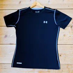 美品✨ アンダーアーマー UNDER ARMOUR シャツ ウェア インナー ストレッチコンプレッションウェア フィット系ウェア アメリカ  U.S.A スポーツ 野球 ゴルフ サッカー アメリカンフットボールセカンドスキン ケビン・プランクメリーランド