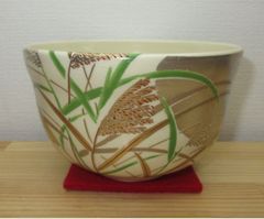 送料込【逢絢亭・新品】茶道具 筒茶碗 美濃焼 光琳写 紅白梅 宮地英香 紙箱入り 楽天市場】茶道具 抹茶茶碗 宮地英香作 仁清 紅葉 お茶碗 日本製