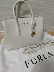 フルラ　バッグ　ハンドバッグ　ショルダーバッグ