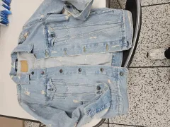 ZARA(ザラ) ダメージ デニムジャケット サイズ 95 程度 出品