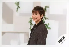 【中古】生写真(ジャニーズ) 嵐/松本潤/横型・バストアップ/「This is 嵐 LIVE 2020.12.31」グッズオフショット/公式生写真