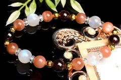 【勝利の石柘榴石】ガーネット×ムーンストーン×サンストーン「1月誕生石」 当店オリジナルブレス パワーストーン 天然石 _A1101