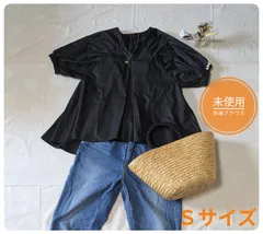 【未使用】ルイルエブティック　パールカフスボリュームスリーブブラウス　ブラック　Ｓサイズのサムネイル