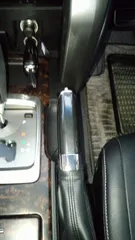 トヨタ　ランドクルーザープラド200　取り付け例あり　ハイクオリティ/簡単装着 サイドブレーキカバーブラック 黒色 汎用 パーキングブレーキカバー 軽トラ 内装 インテリア カスタム ドレスアップ シフトノブ に相性抜群