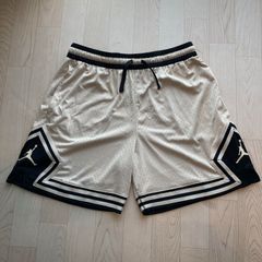 Icecream x HUF ランニングドッグ　ショートパンツ　バスパン Icecream x HUF ランニングドッグ ショートパンツ バスパン - メルカリ