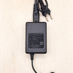 NEC AL1-002242-002 NECアクセステクニカ 12V 0.7A プラグ外径 約5.0mm