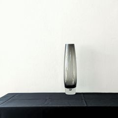 【送料無料】　ヴィンテージ　花瓶　フラワーベース　ディスプレイ　撮影小物　小道具　時代物　年代物　アンティーク　古道具