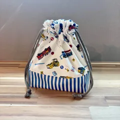 🅝🅔🅦 【お弁当袋】働く車　✖️ ストライプ　／  青　ブルー　シンプル　くるま