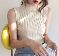 トップス レディース 春 夏 春夏 白 黒　ノースリーブ サマーニット 無地