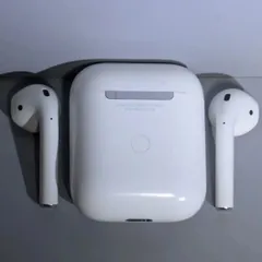 《１３》Apple【 airpods 2nd 第2世代 ワイヤレス充電ケース MRXJ2J/A A1938  A2031 A2032 (6F21/ 2.0.6) 】イヤホン再生2.5時間 純正 正規品 中古