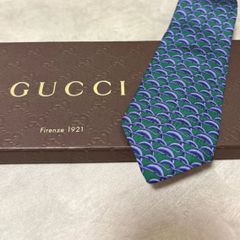 美品 GUCCI グッチ シルク 100％ グリーン 総柄 254-699