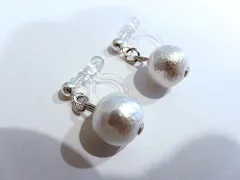 I275SV 樹脂ノンホールピアス イヤリング コットンパールホワイト 金アレ 金属アレルギー対応 金属色シルバー