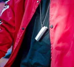 【普通郵便発送】 【在庫限り】ライターケースネックレス　(ゴールドorシルバー) ファッション おしゃれ