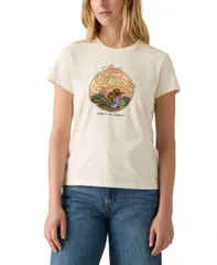 【送料無料】 リーバイス レディース シャツ トップス Women's Perfect Graphic Logo Cotton T-shirt Levi Strauss Moody Boots Egret